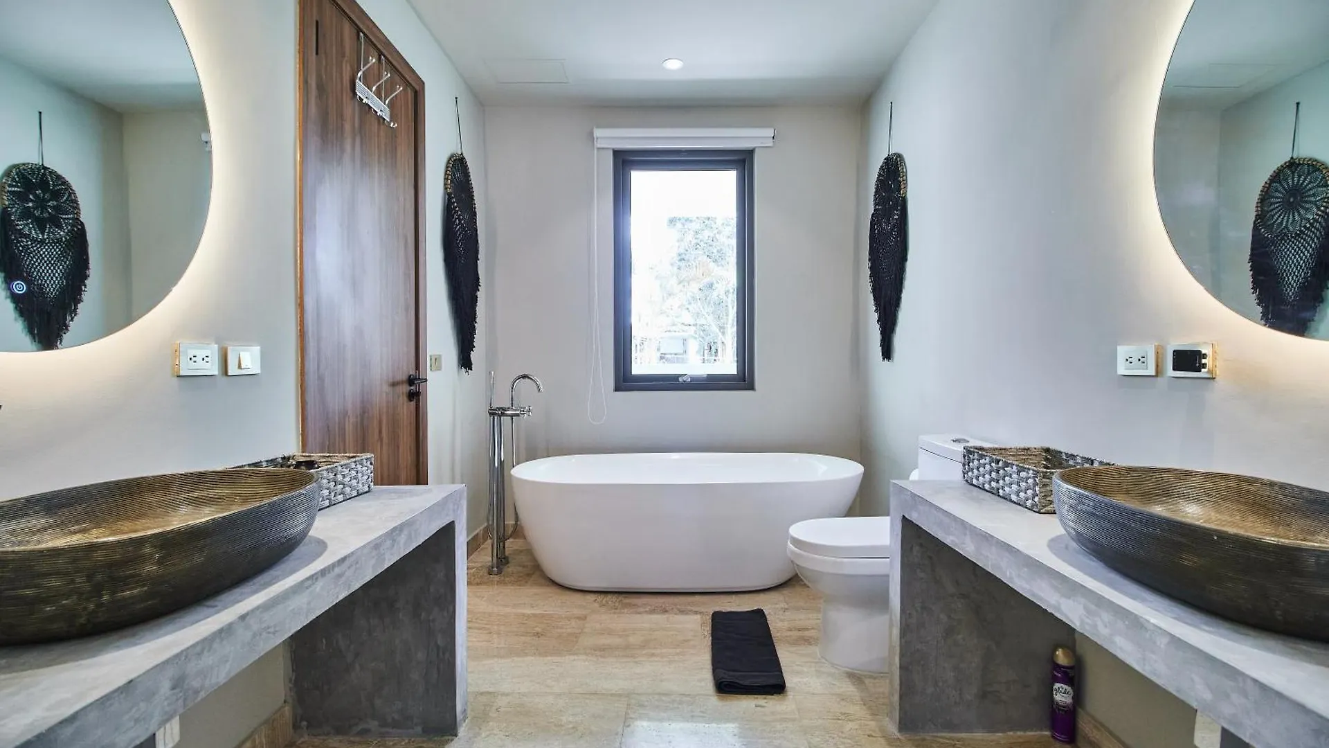 Luxury Villa With Private Pools, Terrace & Rooftop Terrace Tulum