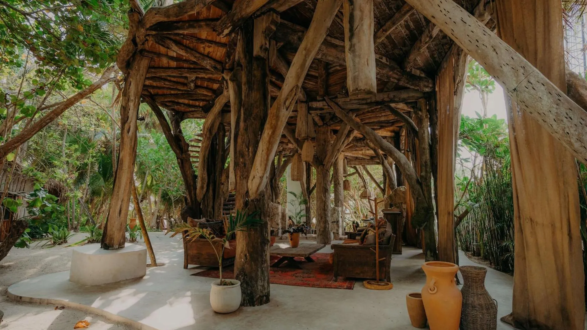 Luxury Villa With Private Pools, Terrace & Rooftop Terrace Tulum