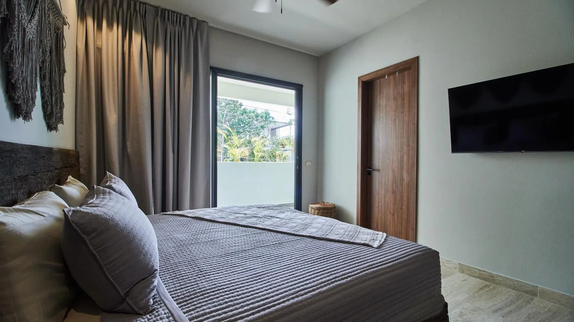 Luxury Villa With Private Pools, Terrace & Rooftop Terrace Tulum
