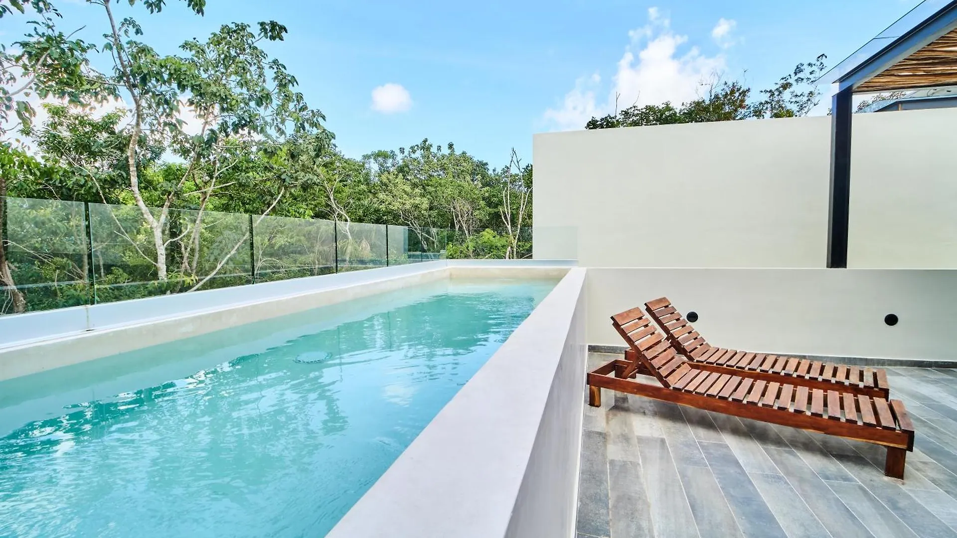 Luxury Villa With Private Pools, Terrace & Rooftop Terrace Tulum